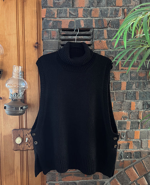 Black Slipover