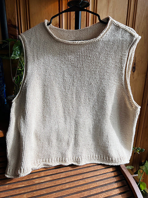 Beige tee/top