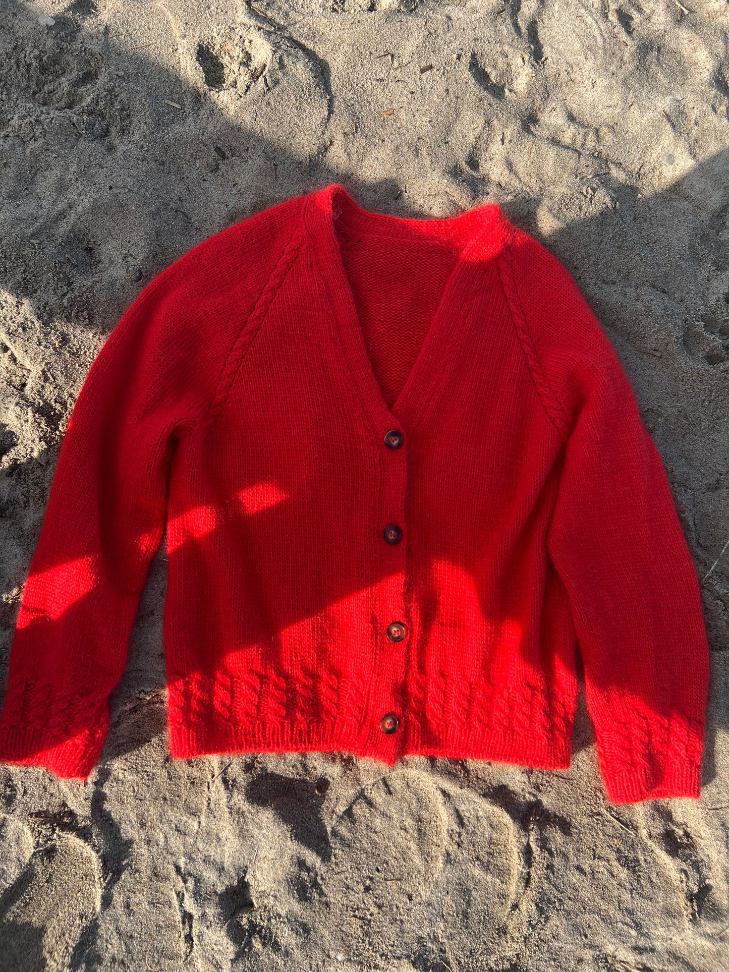 Zuri Cardigan English