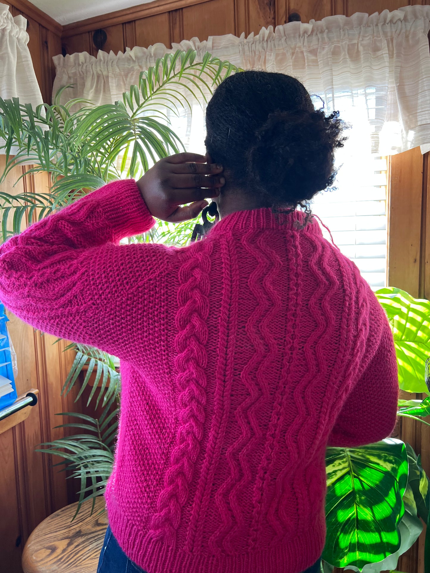 Neema Sweater English